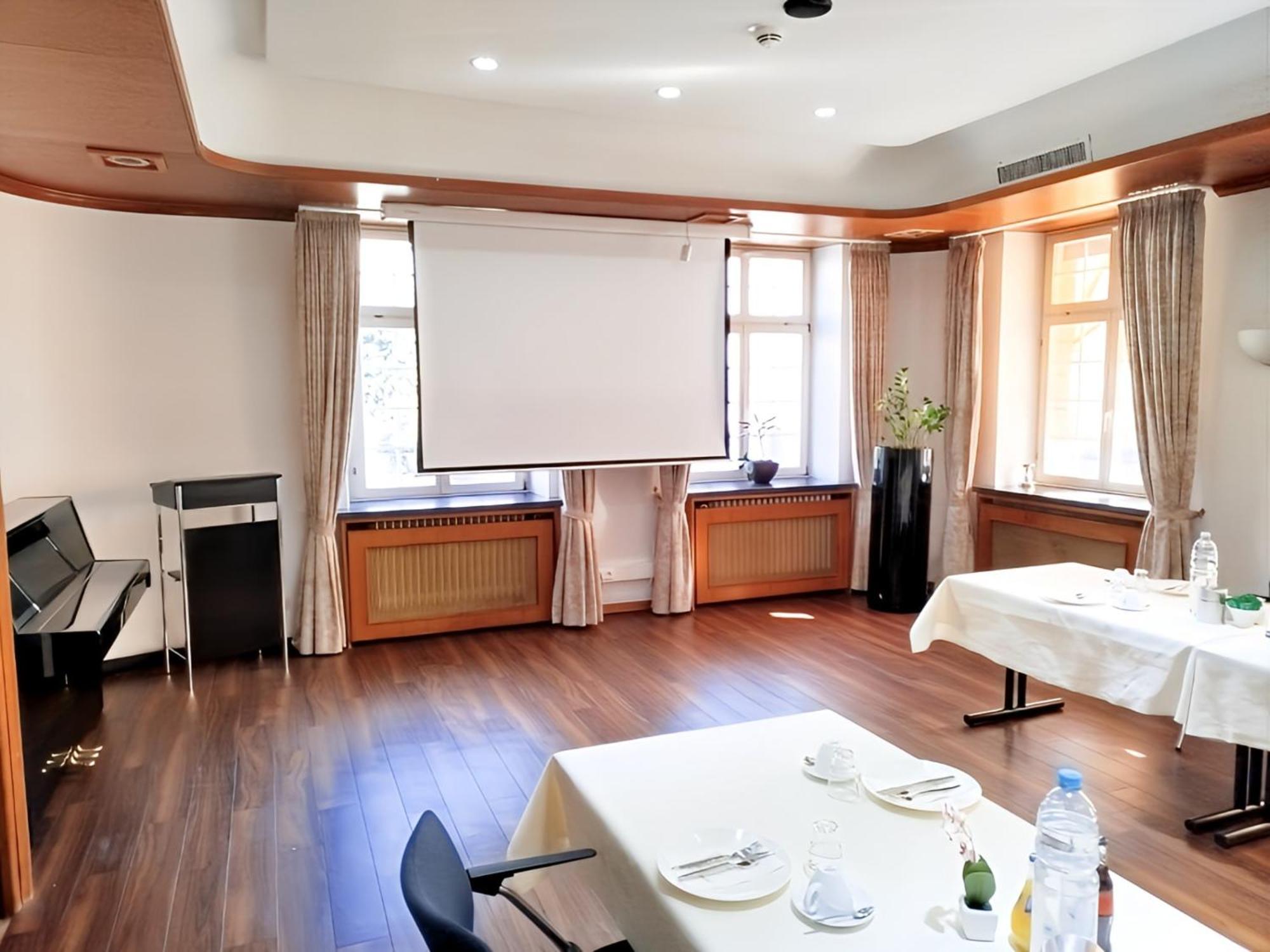 Hotel Schwert Rastatt Ngoại thất bức ảnh