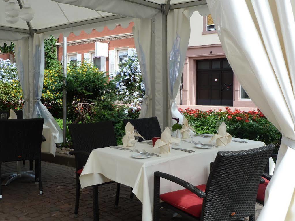 Hotel Schwert Rastatt Ngoại thất bức ảnh